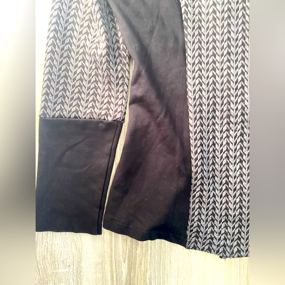 Encore Zip Up Jacket - Picture 2 of 14